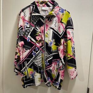 Vibrant Drapers & Damon’s VTG  Floral Geometric Bomber Jacket
